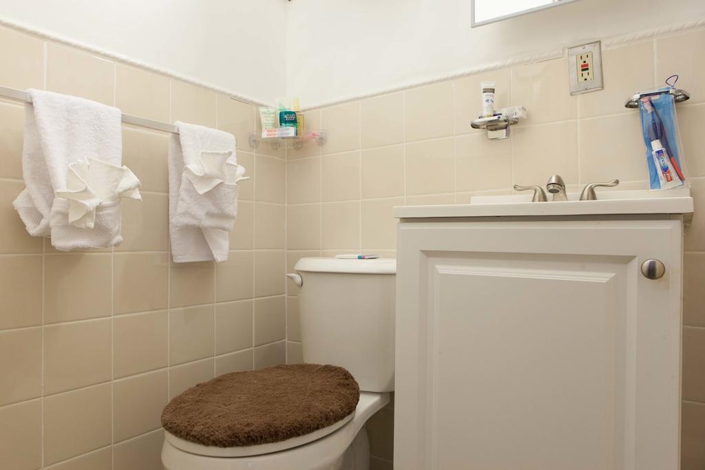 Studio, One And Two Bedroom Apartments - Bronx New York Eksteriør bilde