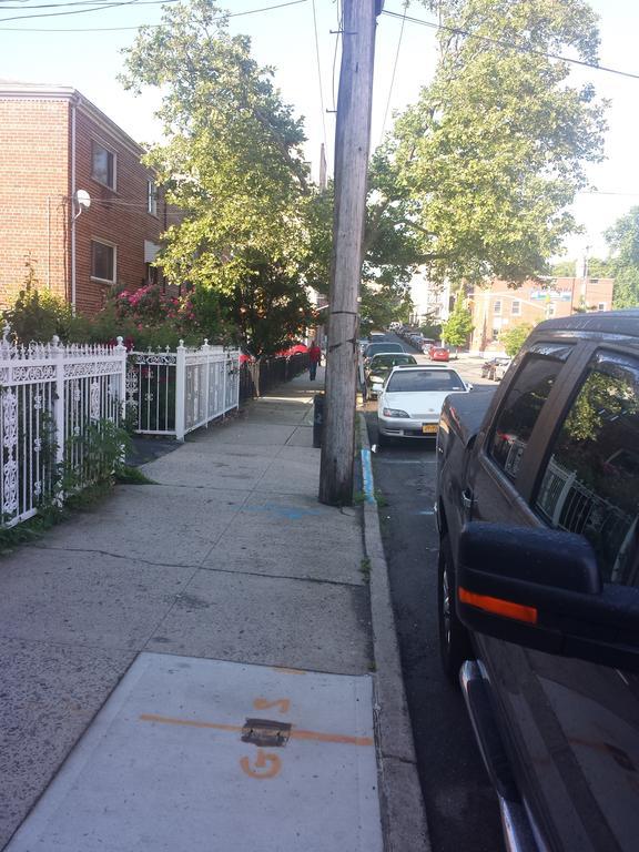 Studio, One And Two Bedroom Apartments - Bronx New York Eksteriør bilde
