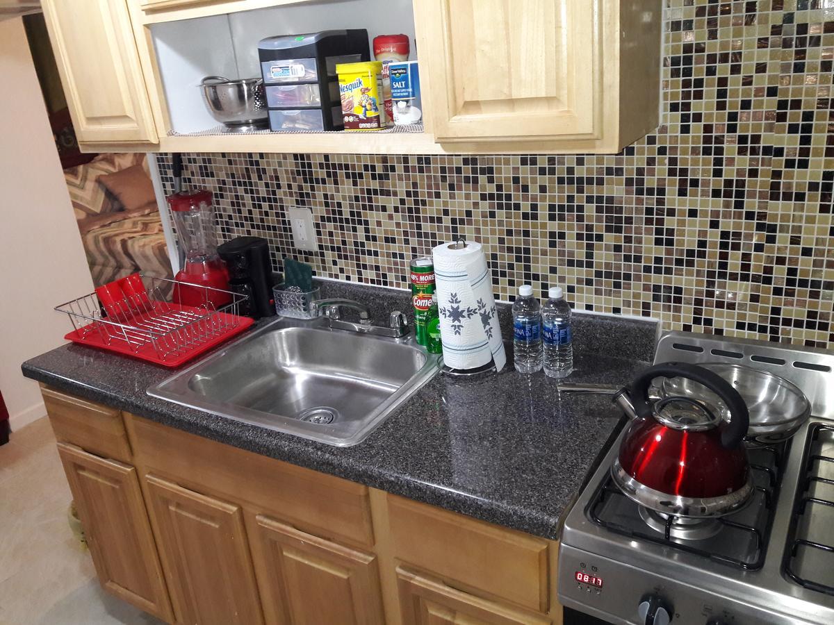 Studio, One And Two Bedroom Apartments - Bronx New York Eksteriør bilde